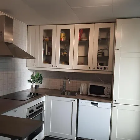 Bright Andvery Space Efficient In * Bergen